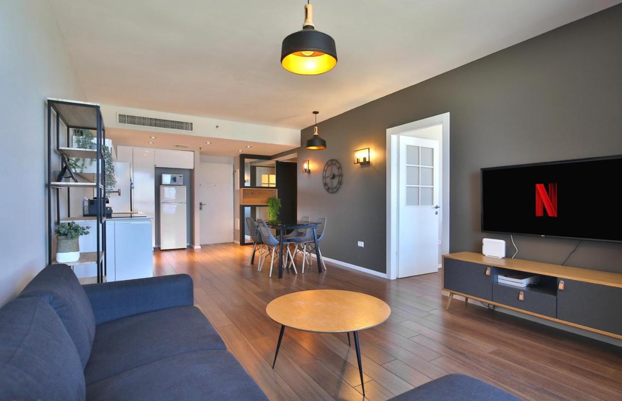 Luxury Suites By Notaly Ariel - Carmel Beach Hayfa Dış mekan fotoğraf